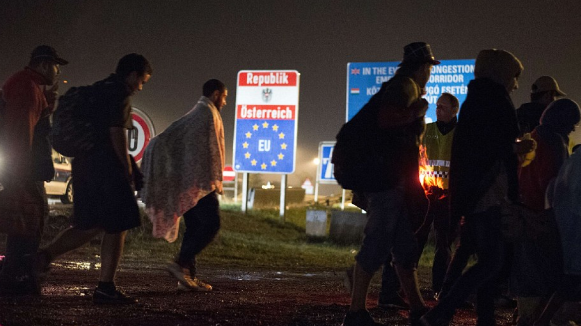 Εως και 10.000 πρόσφυγες αναμένεται να φτάσουν σήμερα στη Γερμανία